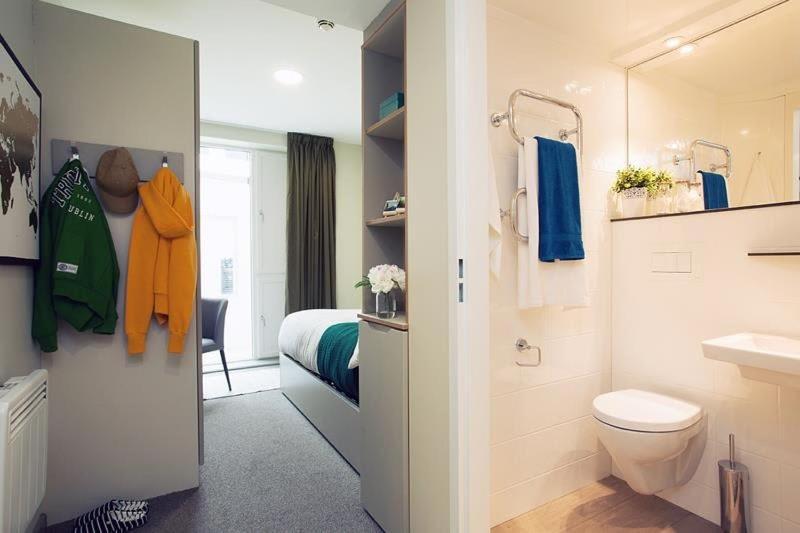 Liv Dublin Lägenhet Exteriör bild