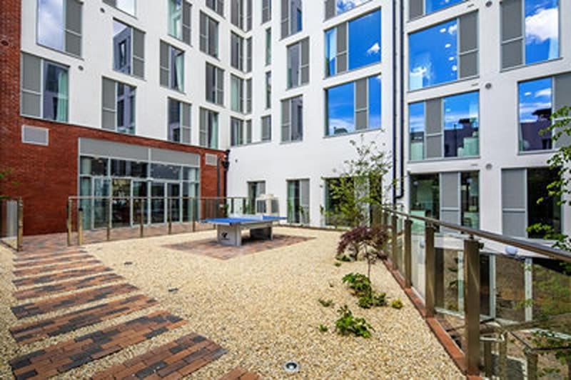 Liv Dublin Lägenhet Exteriör bild